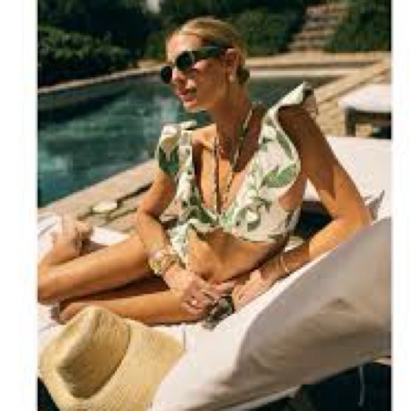 NWT Antonio Melani x M.G. Style Sorrento Bonded Ruffle Bralette Swim Top - Picture 9 of 11